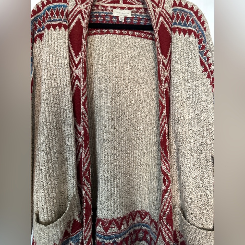 🍀 Lucky Brand Long Cozy Knit Cardigan with Red and Blue Patterns 🍀